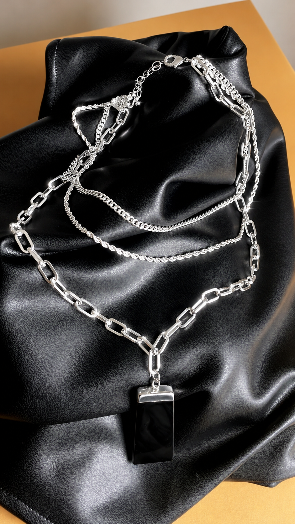 Elangcia Necklace